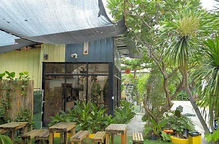 여관 마노라 아파트먼트 탈리세이